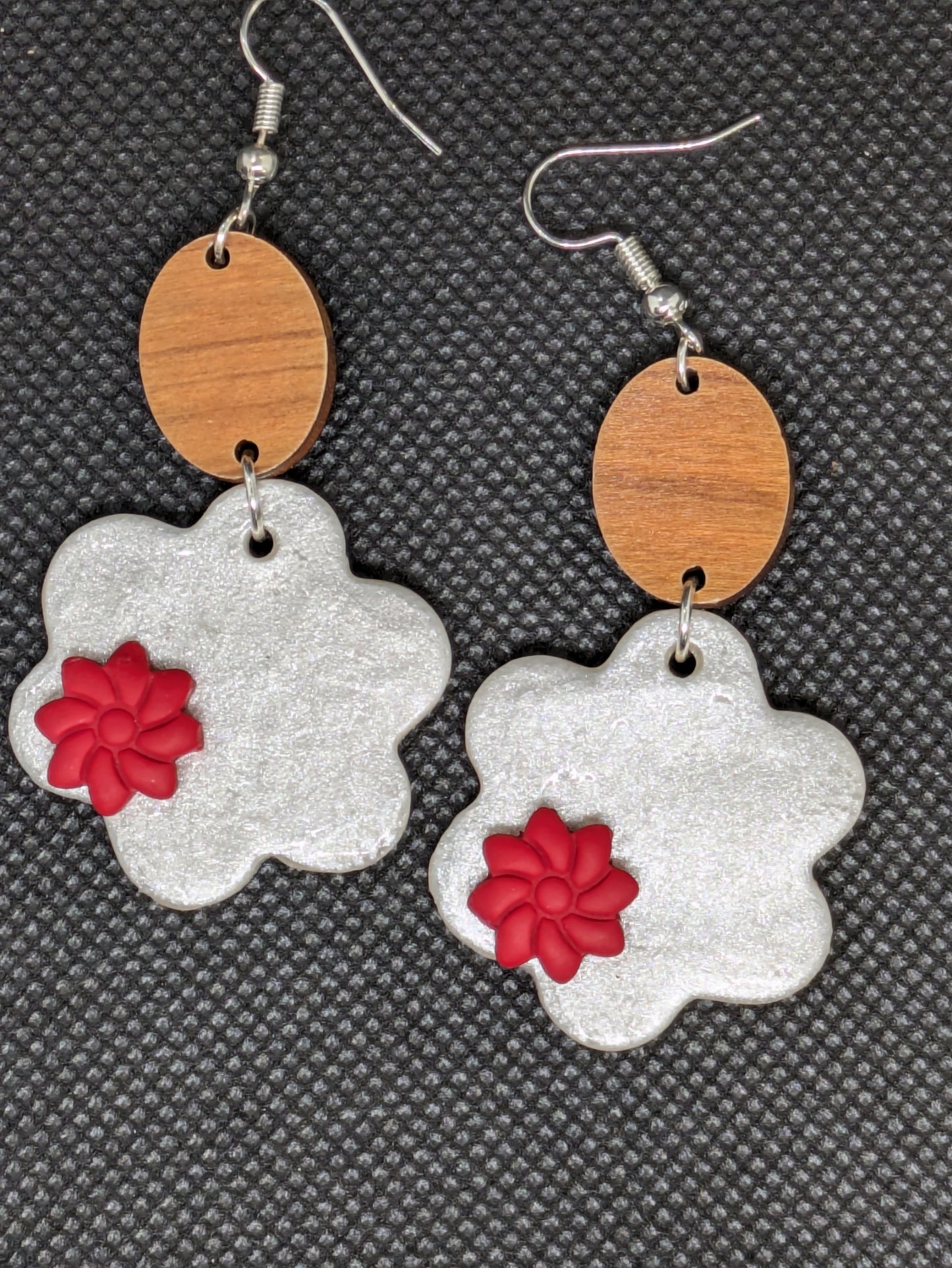 White and Red Floral Dangle Earrings with Wooden Finding