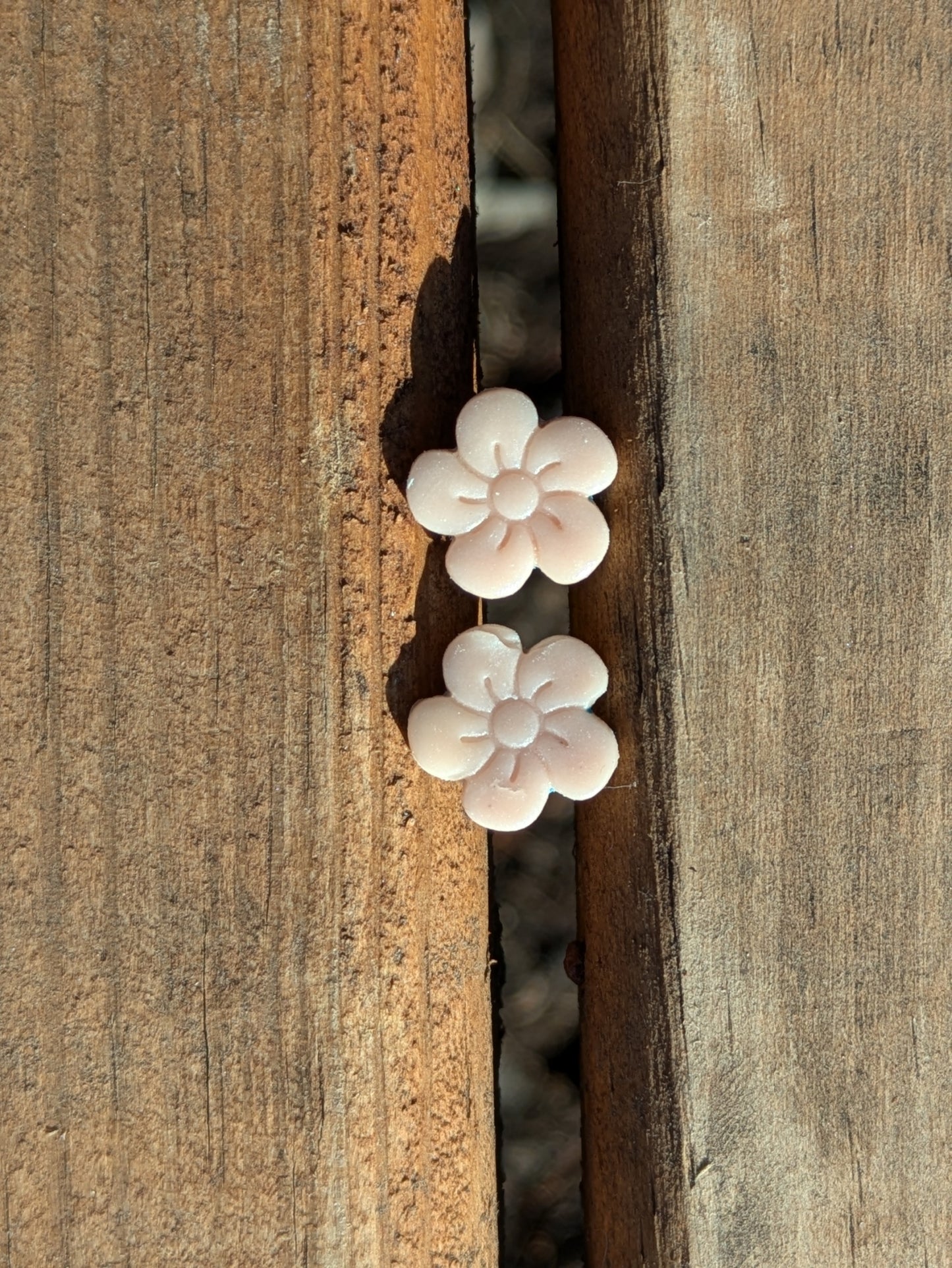 Ivory Flower Studs