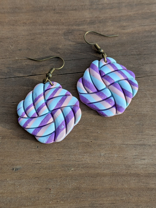 Striped Knot Dangles