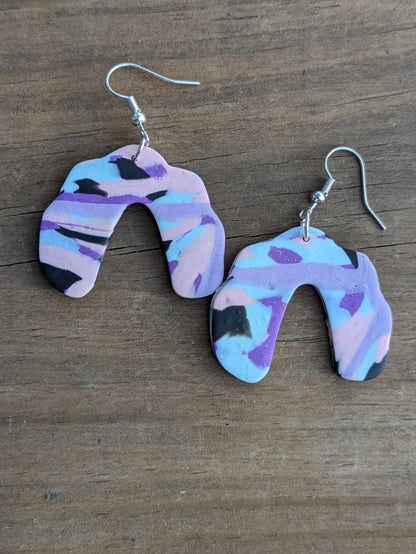 Multicolored Wavy Arch Dangles